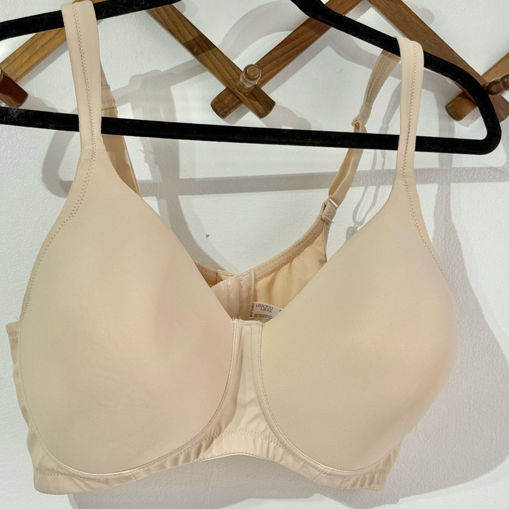 Leading Lady Brigitte Seamless Wireless T-shirt Bra 5042 in nude size 44C
